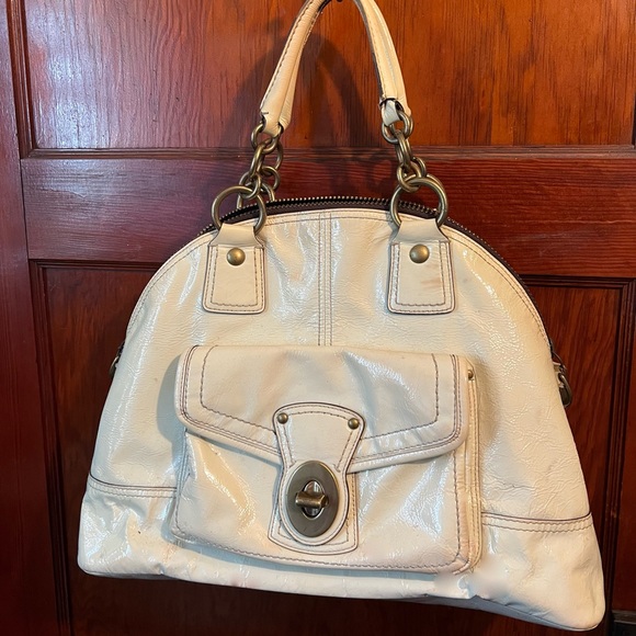 Authentic Leather Coach Purse. GUC. Retail $780. Off-White. Oversized. - Picture 1 of 2